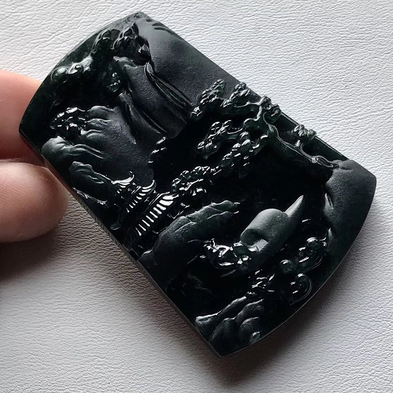 绿翠天成冰种翡翠墨翠山水