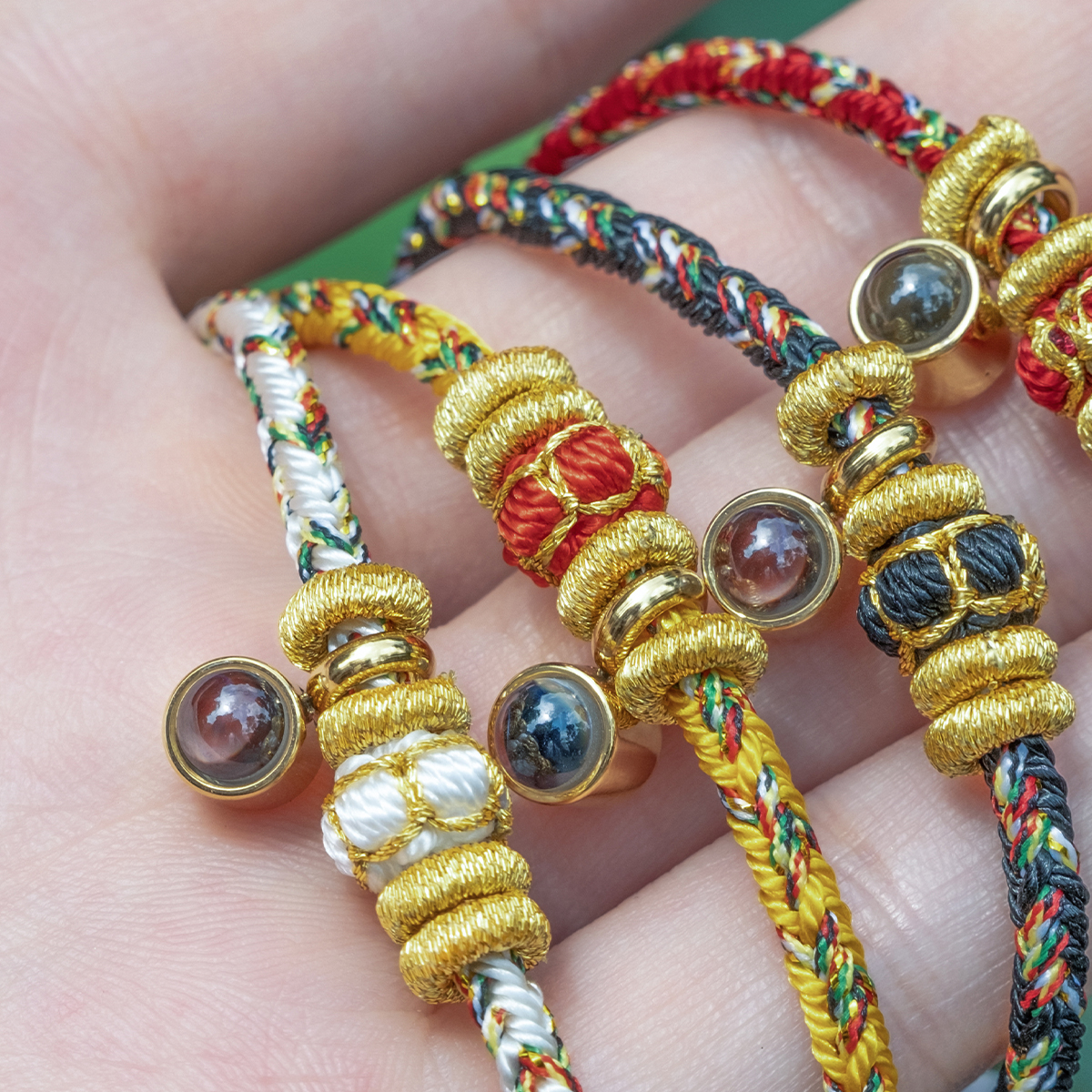 西灵逍阁杭州灵隐直发太岁红绳生肖八大本命佛平安守护转运珠微雕投影礼物 兔（文殊）【已过香】