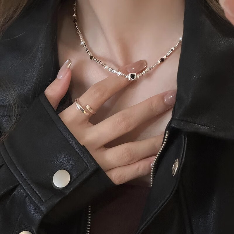 ���ⷽ�鰮�Ĵ�������������Ů2025�¿��������������ݸ߼��о��� ���鰮����������