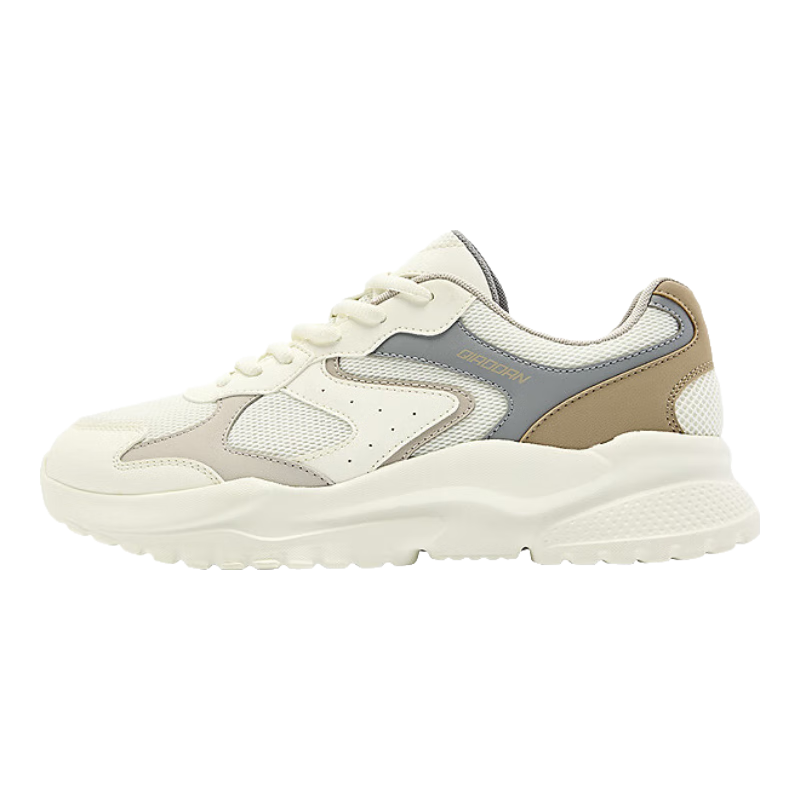 ���ڲ������ǵ�Сǧ���˶�Ь��Ь������������Ь���������ϵ�Ь��������ܲ�Ь�� 94Ԫ