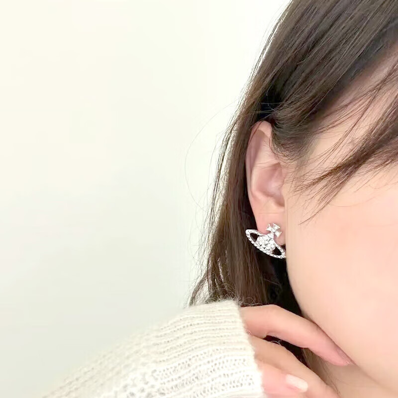 薇薇安·威斯特伍德（Vivienne Westwood）西太后耳钉高级感土星耳钉轻奢气质小众耳饰送女友新年礼物 银色