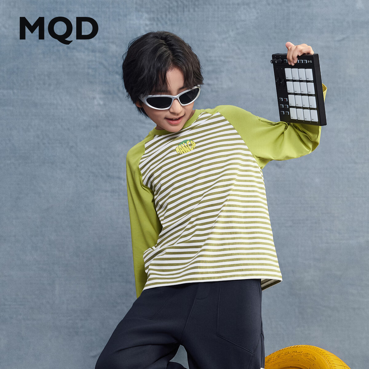 ٣MQDͯ25¿дֳͯײɫ䳤Tڴ  140 55Ԫ