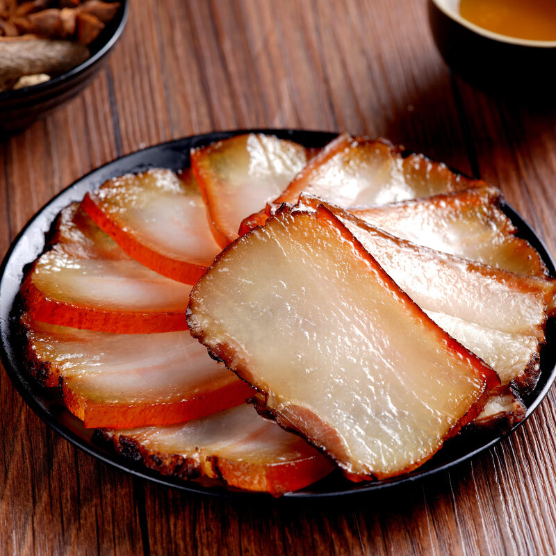 蜀臘人家 肥臘肉500g四川特產(chǎn)農(nóng)家自制煙熏肉咸肉非湖南貴州臘肉 肥臘肉500g【臘肉肥 介意慎拍】
