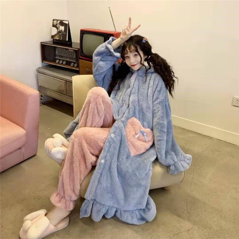 诗莉奥(SHILIAO)可爱珊瑚绒睡衣女冬季睡裙加绒加厚加厚保暖学生可爱加厚珊瑚绒 蓝鸭睡袍 均码 【适合80-160斤】