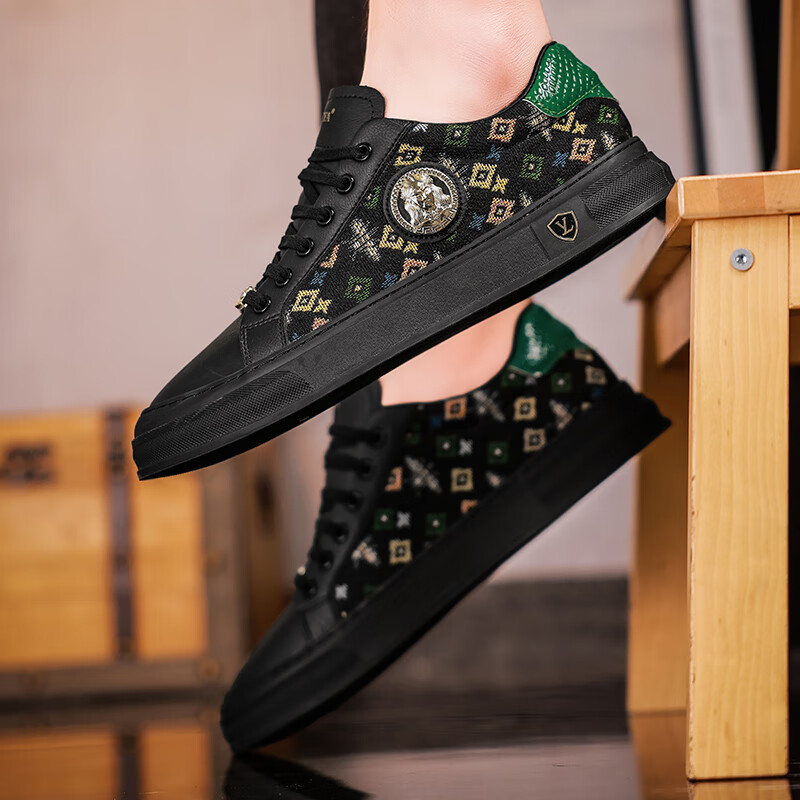 杜莎米娅夏季男鞋潮流新款透气小白鞋重工刺绣手工男士休闲鞋低帮防滑板鞋 黑色 44