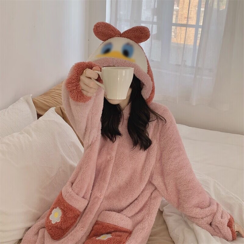 宝娜斯睡衣软绵珊瑚绒保暖睡衣女秋季加厚暖暖绒家居服上衣睡袍 紫鸭睡袍 均码 【适合80-155】