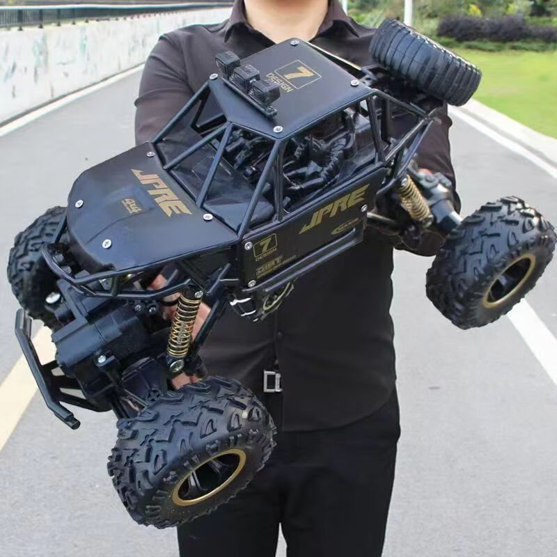 帝藍(lán)尼遙控越野車(chē)四驅(qū)大馬力超長(zhǎng)續(xù)航超大號(hào)合金車(chē)攀爬大腳車(chē)高速賽車(chē)男 合金黑色款28cm四驅(qū)攀爬車(chē)[升級(jí) 單電[一組車(chē)身充電電池]送遙控電