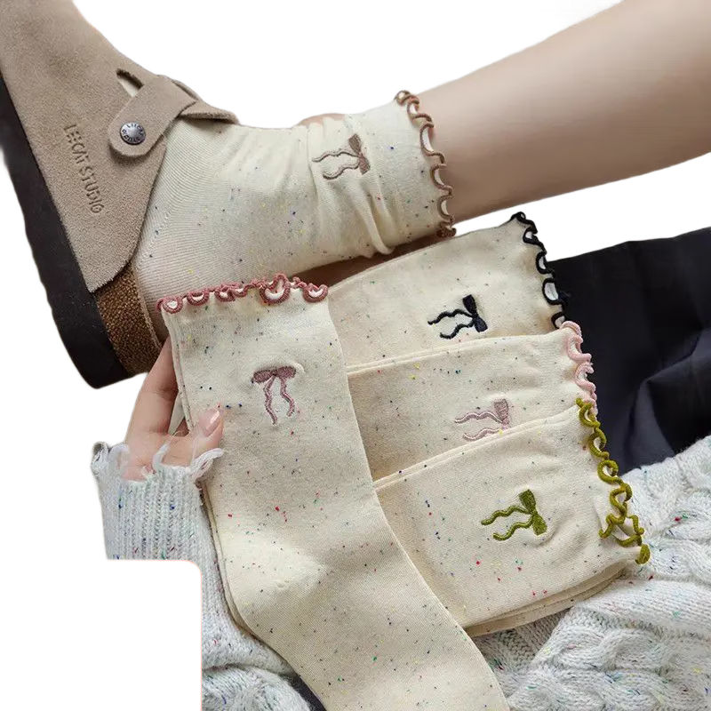 袜子女中筒袜木耳边蝴蝶结点子纱袜子ins可爱小狗女士百搭堆堆袜 直播专享(随机发) 1双