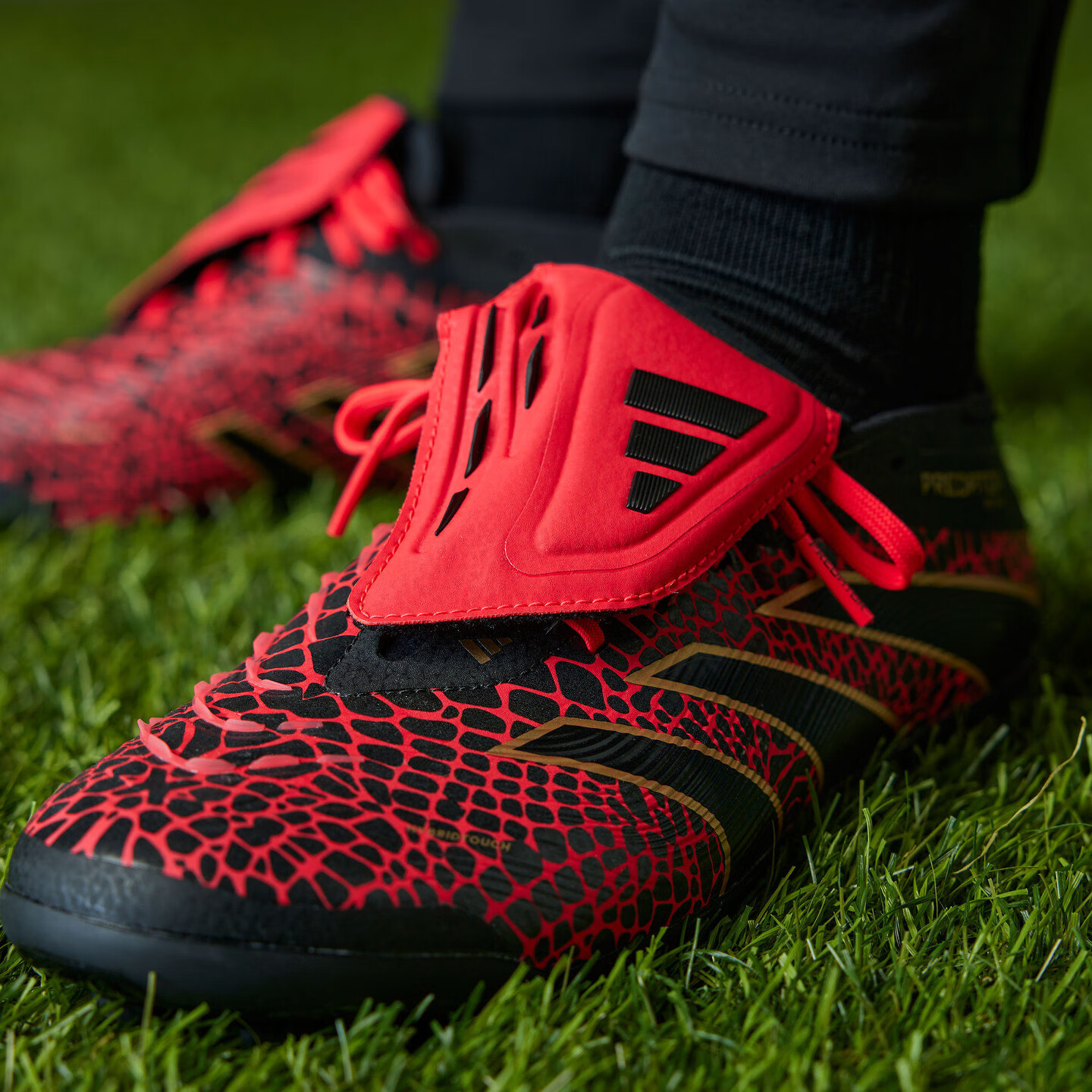 adidas PREDATOR ELITE FT 2G/3G中国人草翻折鞋舌足球鞋阿迪达斯 亮红/金/黑色 40.5