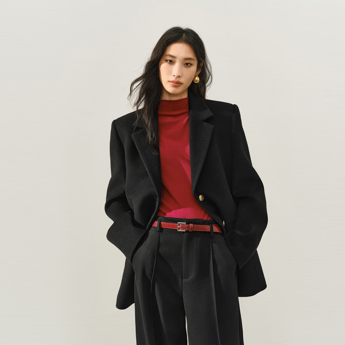 太平鸟甄毛系列西装式黑金羊毛大衣女25新款时尚气质呢大衣 黑色短款 S 155