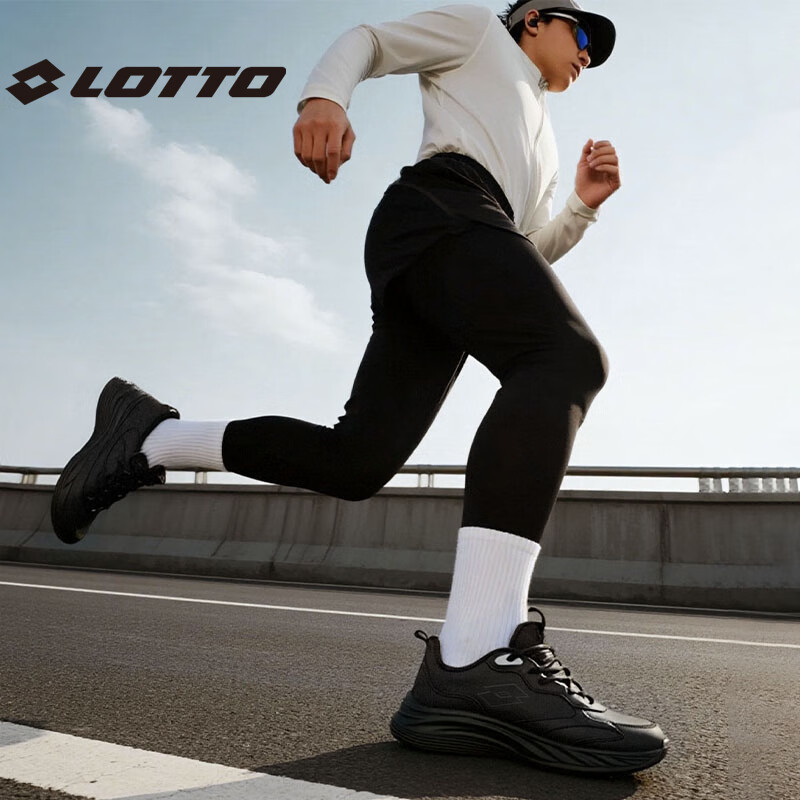 乐途（LOTTO）男鞋运动鞋秋冬加绒防泼水跑步鞋减震厚底休闲鞋慢跑鞋男鞋训练鞋 黑色·男女同款【防泼水皮面】 42