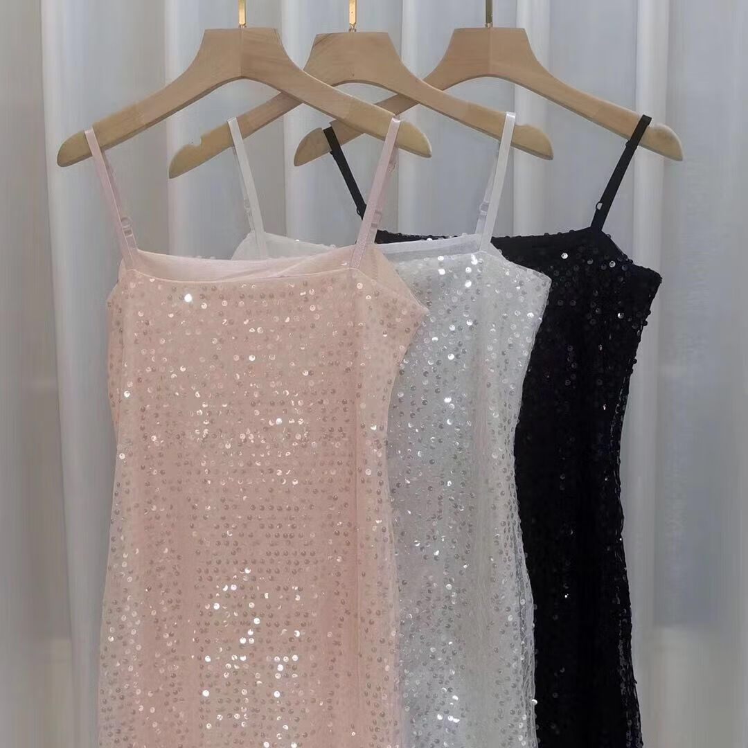 云翔四海秋冬低胸紧身显瘦包臀抹胸裙场莲依群孑可甜可盐闪闪甜美吊带