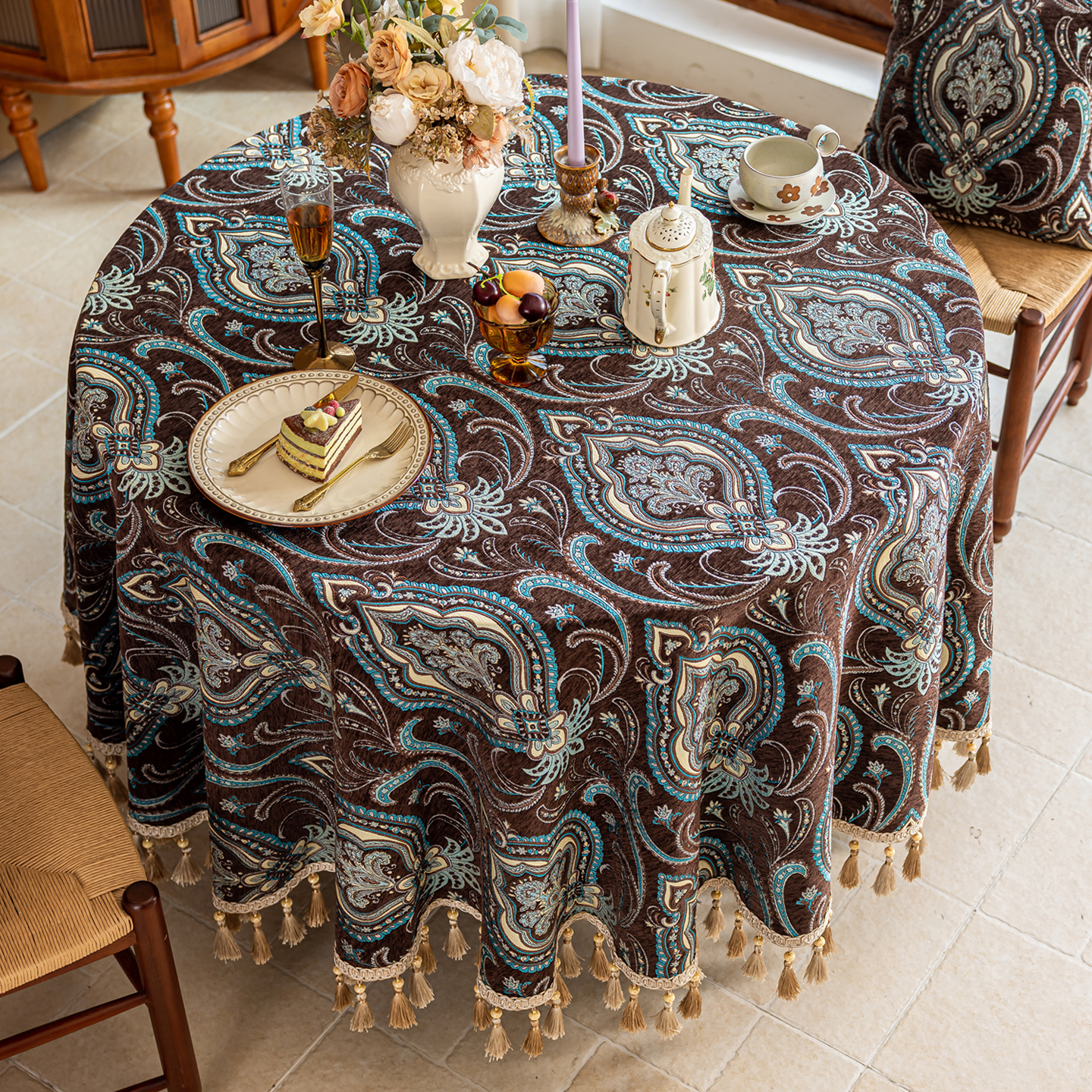 美妠斯欧式圆桌餐桌桌布2025新款轻奢高级感美式绿色客厅圆形茶几布家用 圣索菲亚-棕(吊穗款) 280cm直径适合直径200-220cm圆桌