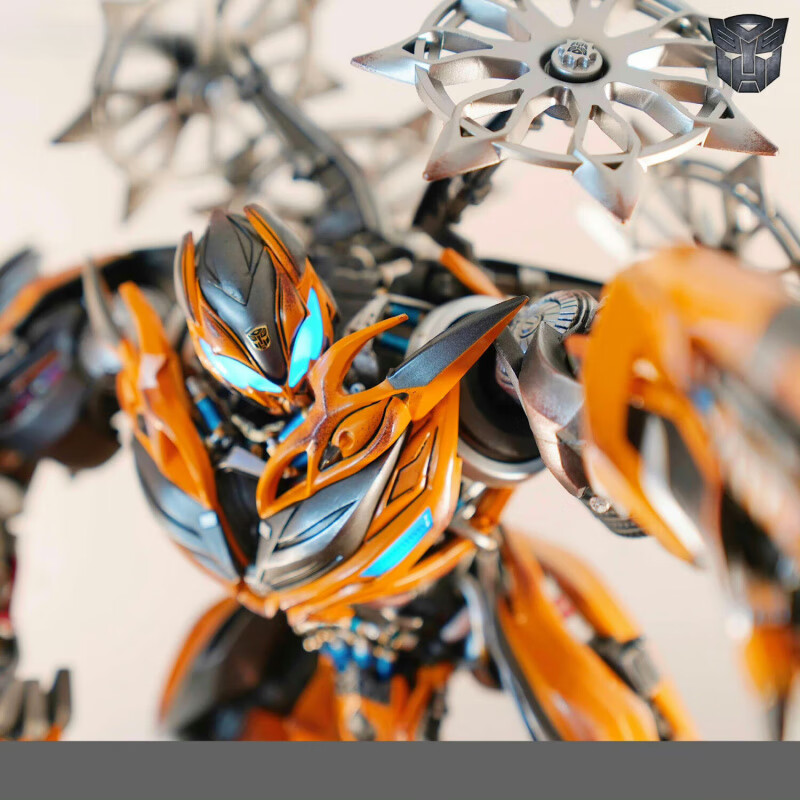 博纳思1:18合金版大黄蜂变形玩具可动机器人金刚模型模玩 大黄蜂包顺丰