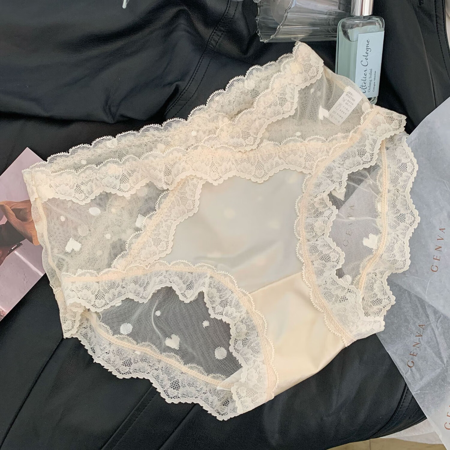 稚蝶内裤女 无痕透气低腰纯棉裆 镂空花边三角裤 贵妇蕾丝 混色 肤色+绿色+粉色+黑色随机 4条 XL 170/95