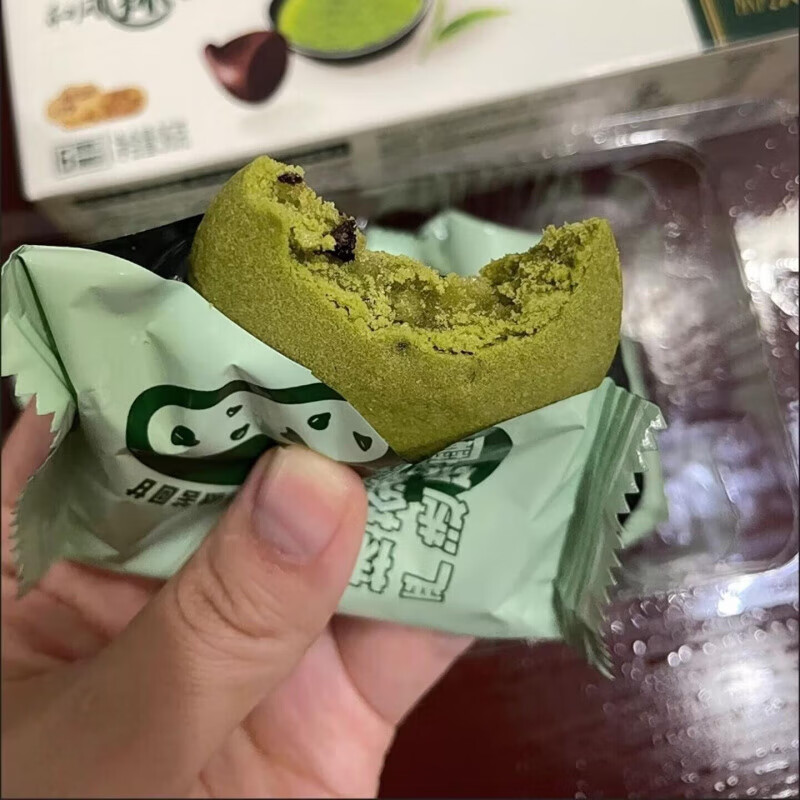 趣多多繽紛曲奇禮盒765g豆豆曲奇芝心巧克力味餅干休閑零食禮盒裝 趣多多繽紛曲奇765g禮盒裝