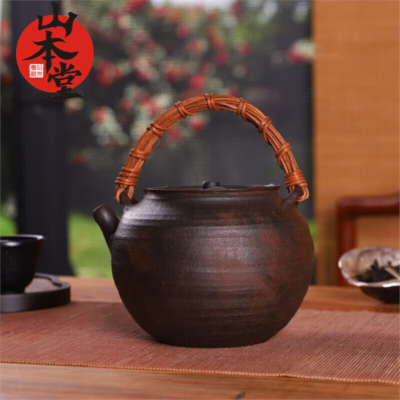 山本堂日本手工鑄鐵壺煮茶壺原裝無涂層煮茶器茶爐進(jìn)口鐵壺高端長輩禮品 鐵壺