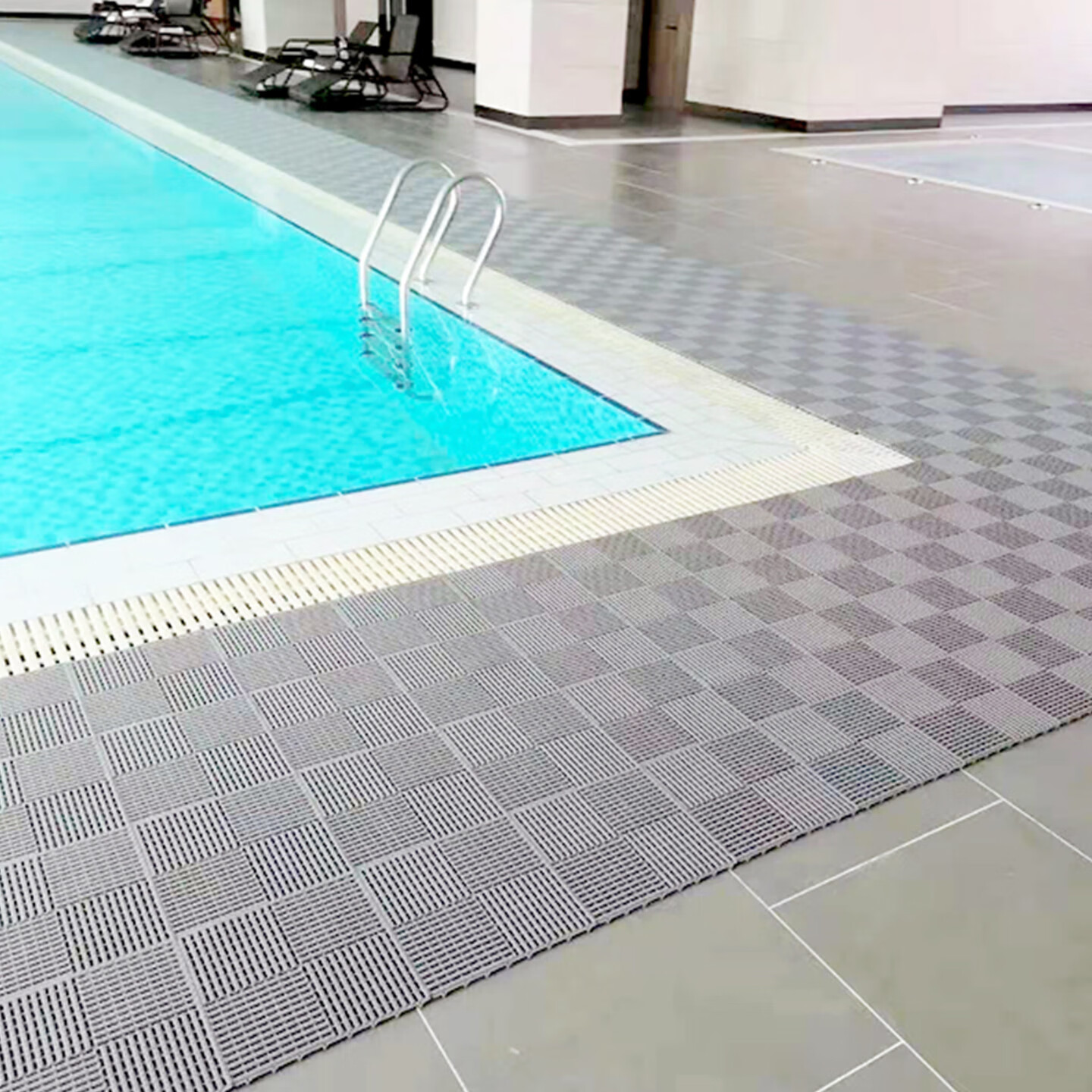 德洁（DEJIE）浴室专用防滑地垫淋浴冲凉房洗澡脚垫卫生间洗手池游泳馆镂空疏水 斜纹深灰色 30cm*30cm 20件数 片装