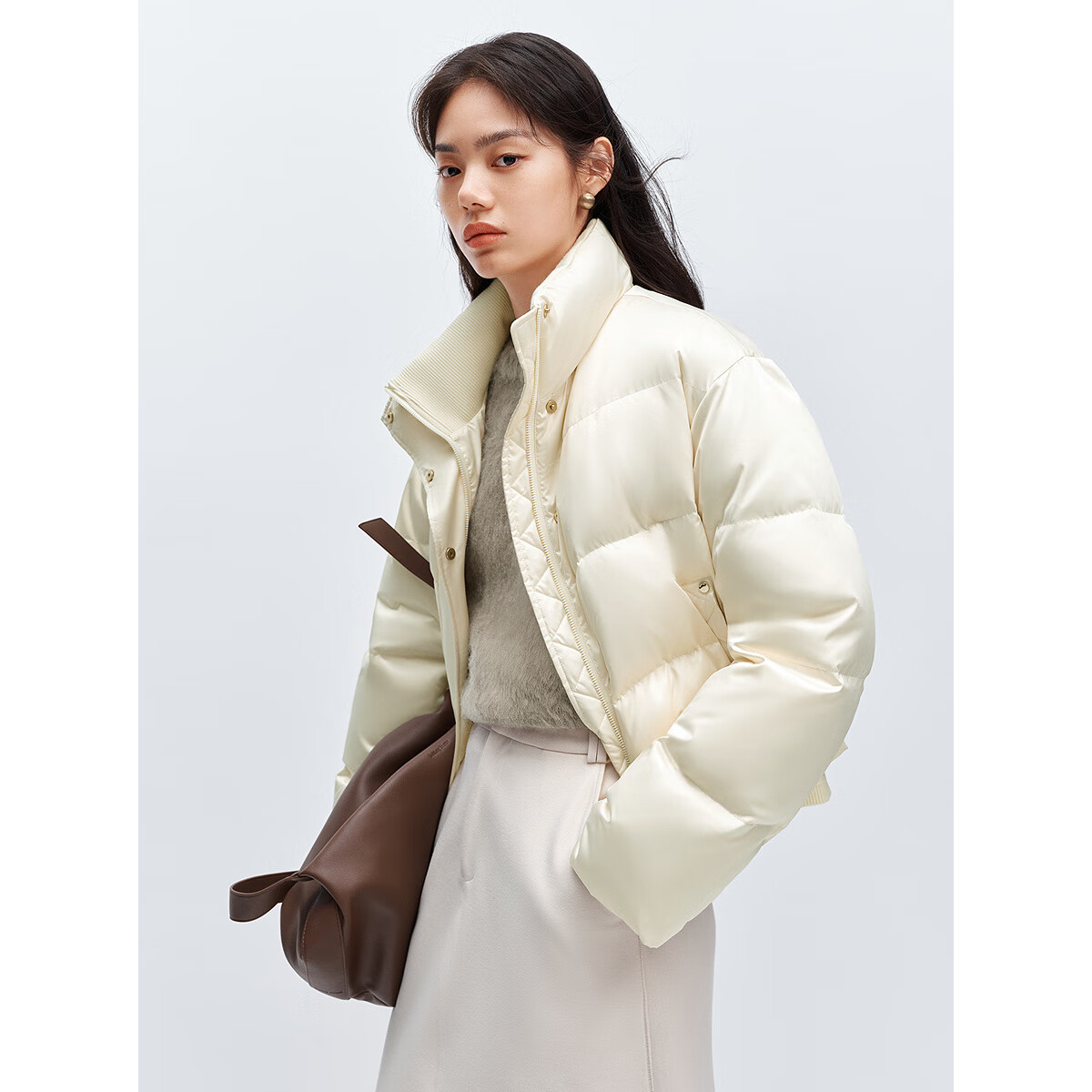 太平鸟女装轻羽绒合集反季清仓白鸭绒羽绒服简约时尚短款中长款 米黄拼接小立领缎感羽绒服 XS