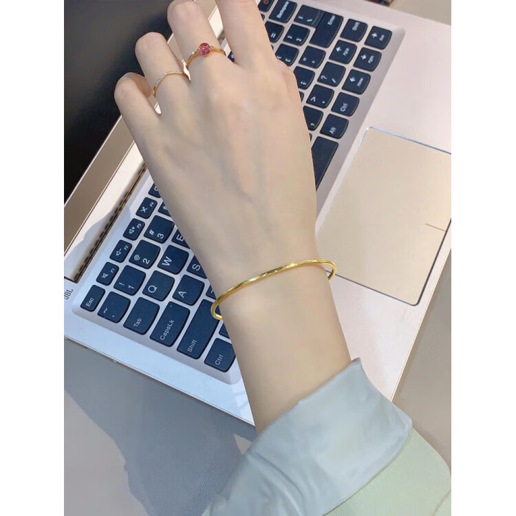 泽彩极细实心18k金色镯子经典多用途超细平环闪亮18K金 极细小圆镯55mm(小码)