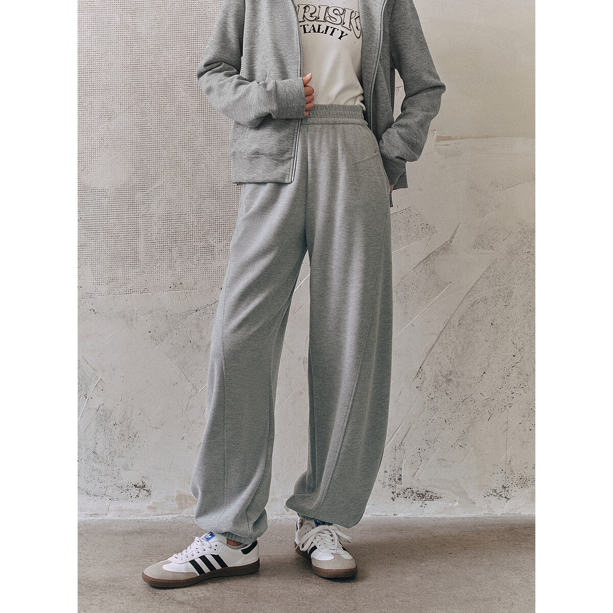 太平鸟女装高腰显瘦束脚裤简约牛仔裤气质弹力直筒休闲裤合集 针织弯刀束脚裤灰色 M