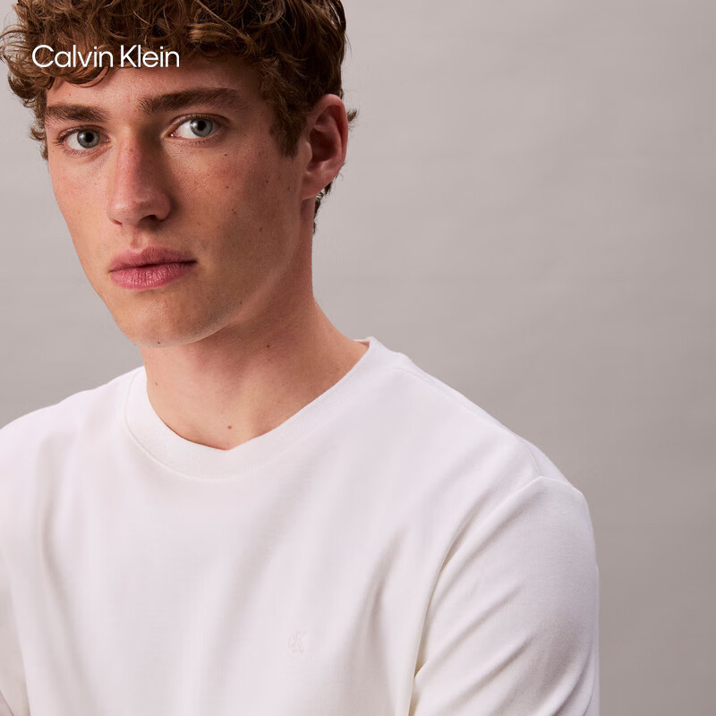 Calvin KleinJeans25秋季新款男士休闲通勤ck刺绣纯棉圆领打底衫长袖上衣T恤 YAF-牛乳白 2XL