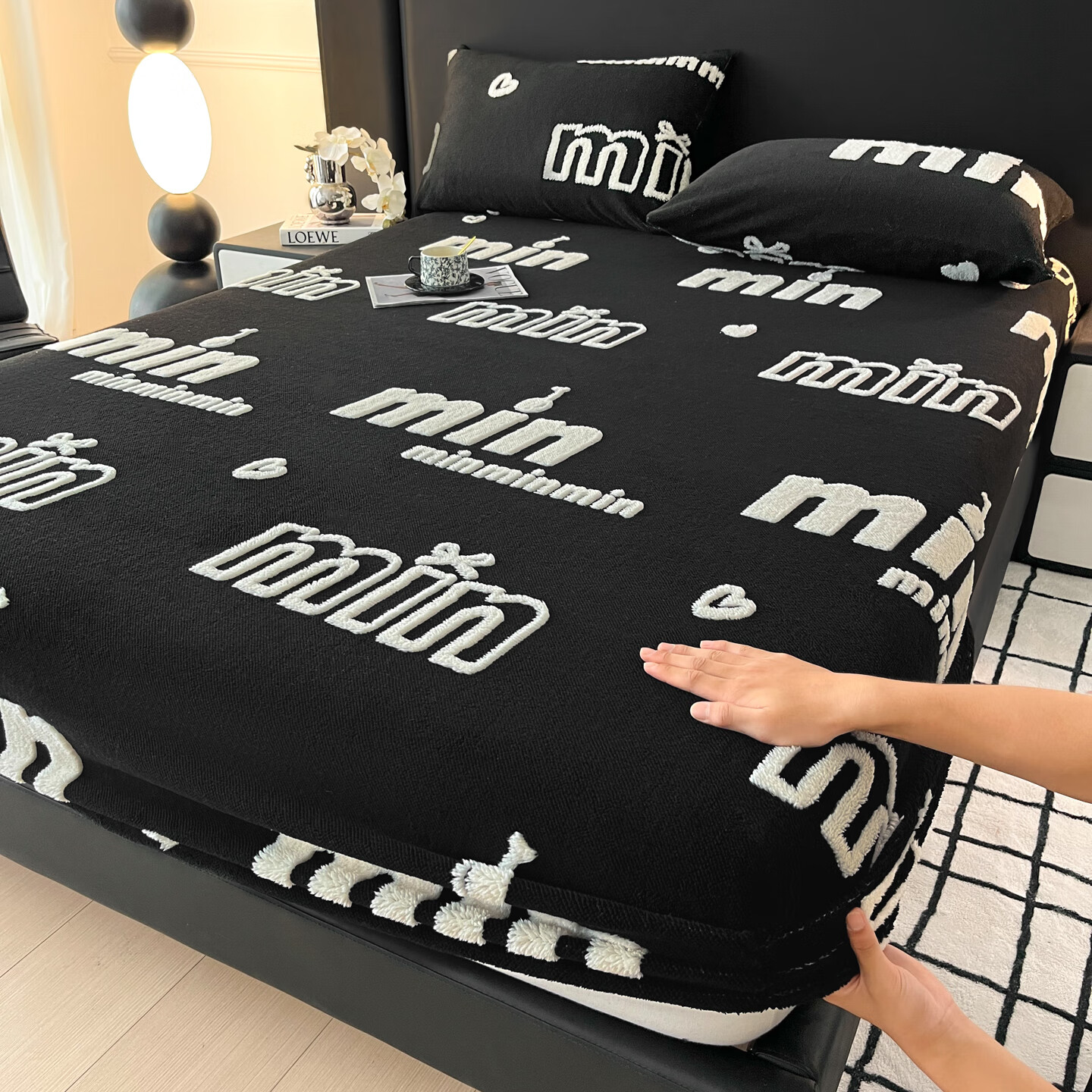 苏萱冬季牛奶绒床笠单件2025新款加绒珊瑚绒床罩床垫保护套全包床单人 墨池黑 床笠单件：150x200cm