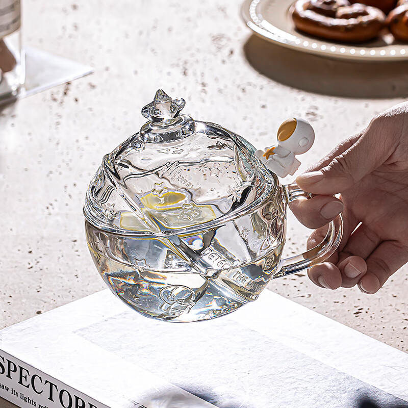 乐唯诗（LOVWISH）星空球杯玻璃杯带盖勺高颜值女生咖啡早餐喝水杯家用设计感燕麦杯 星球杯皓月白【含盖送勺】320ml*1