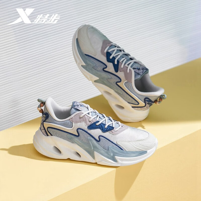 特步（XTEP）ZW【门店同款】女鞋闪电运动鞋春秋季百搭休闲鞋轻便潮流鞋子女 浅麻灰/浅灰蓝 35