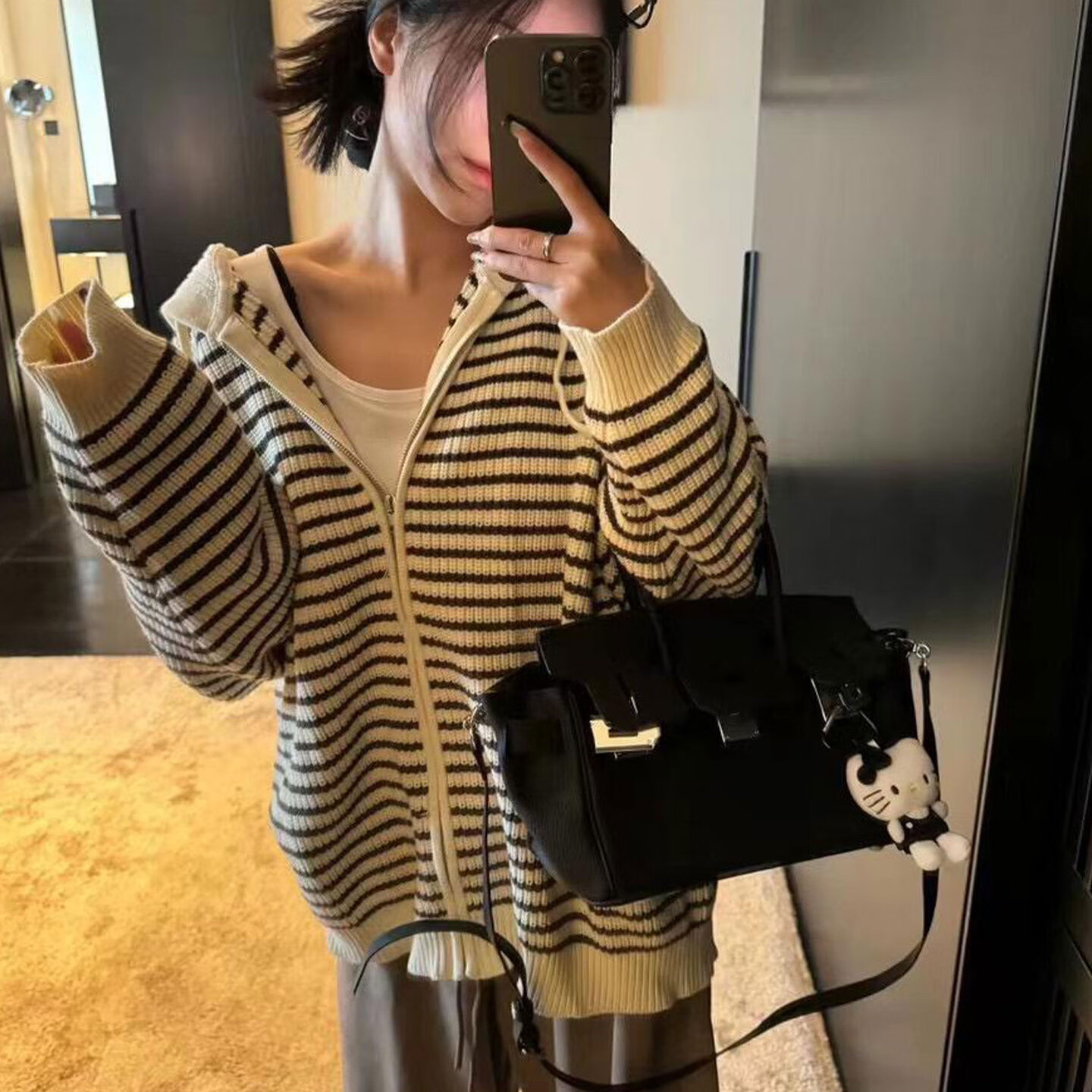 俞兆林针织衫女秋冬季新款条纹连帽毛衣开衫外套女小个子宽松慵懒风上衣 米白条纹 均码