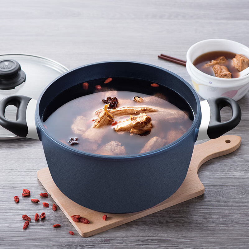 revererevere 锅具 蓝宝石材质 带盖不粘锅汤锅 深汤锅 汤锅6124