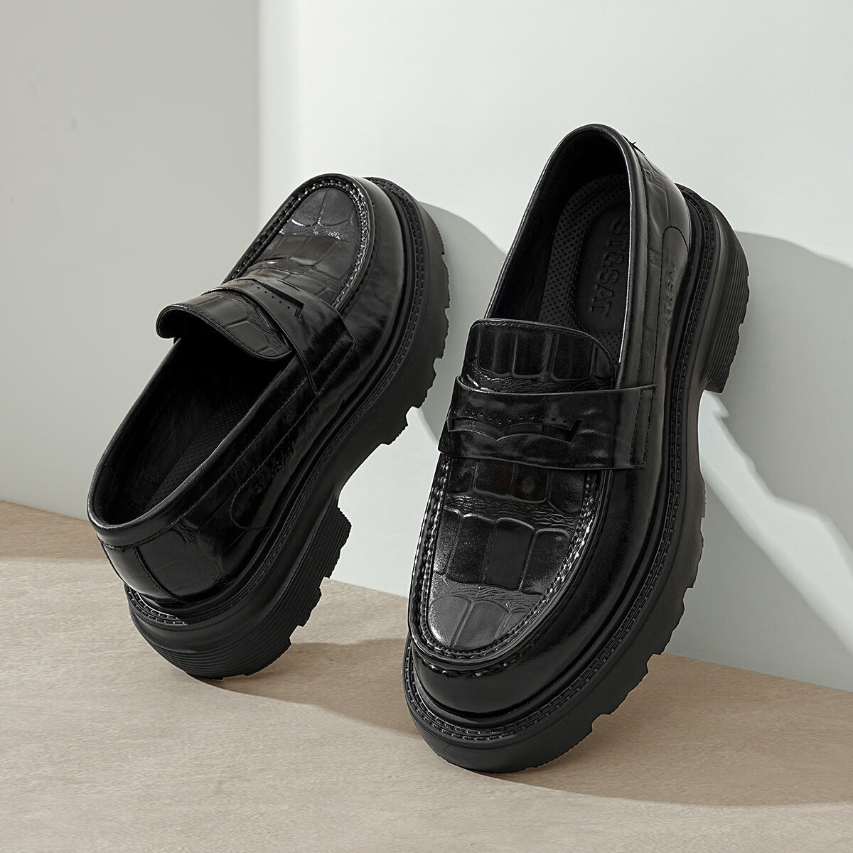 星期六男鞋头层牛皮商务正装皮鞋套脚时尚休闲皮鞋子男豆豆鞋