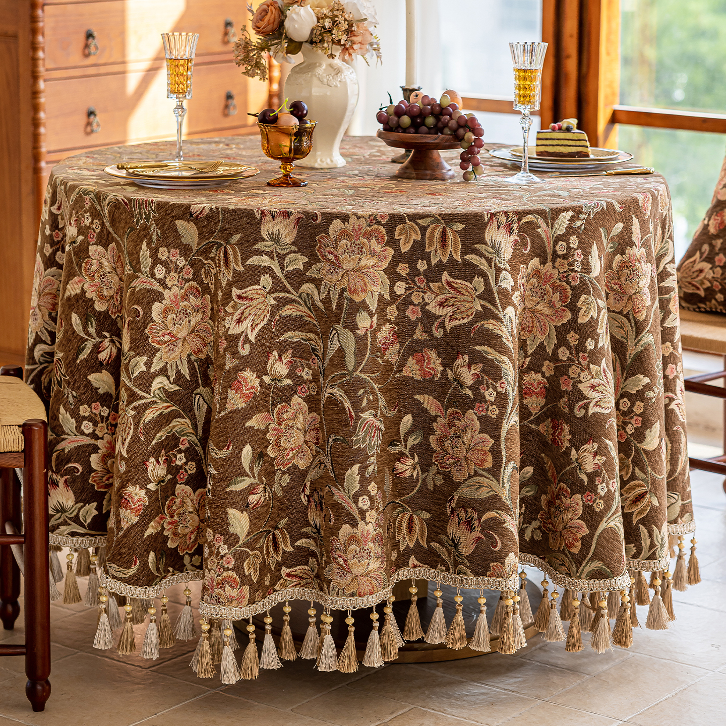 美妠斯欧式餐桌布高端家用客厅大圆桌桌布圆形绿色茶几饭桌布轻奢高级感 玛格丽特-棕(吊穗款) 280cm直径适合直径200-220cm圆桌