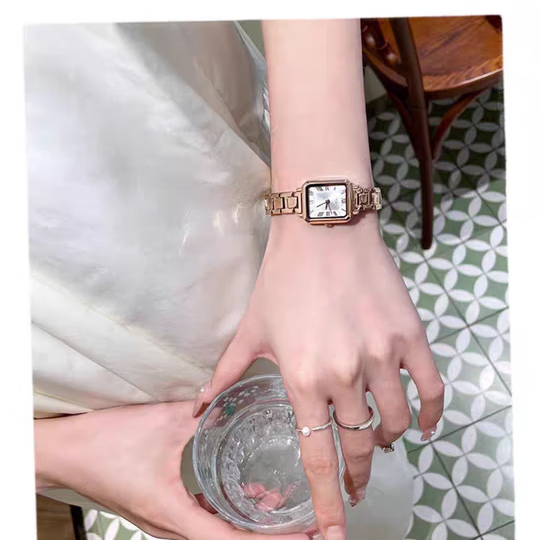 方糖手表女2026新款轻奢小众高级感机械风格名牌正品石英女表礼物 玫金色