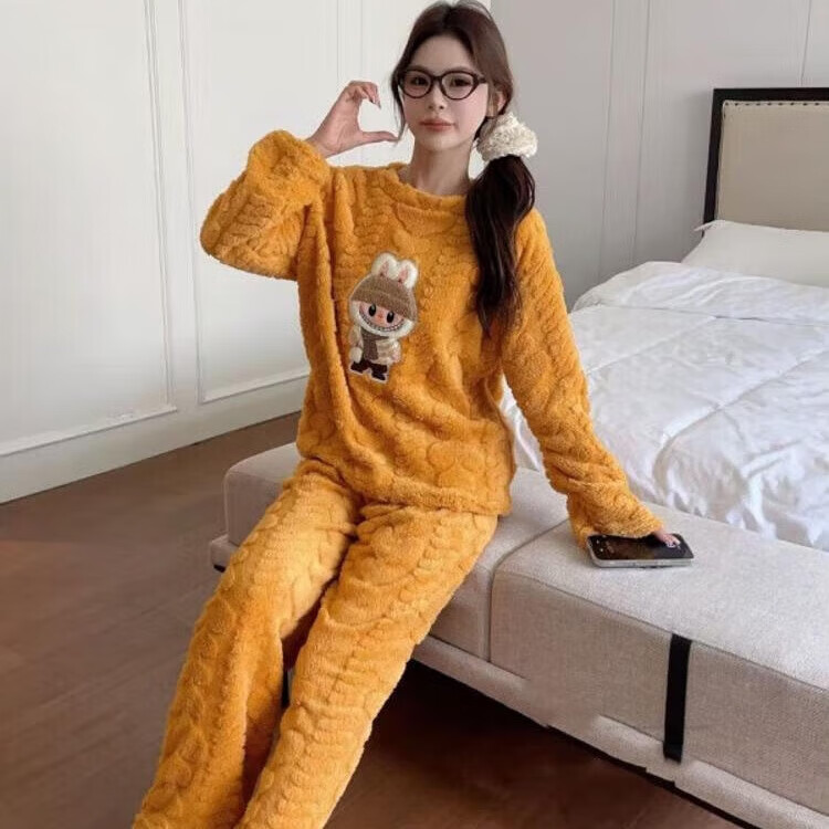 宝娜斯(BONAS)家居服套装秋冬款珊瑚绒宽松束脚松紧腰懒人睡裤家居睡衣 奶黄-兔兔 均码 (90-160斤)