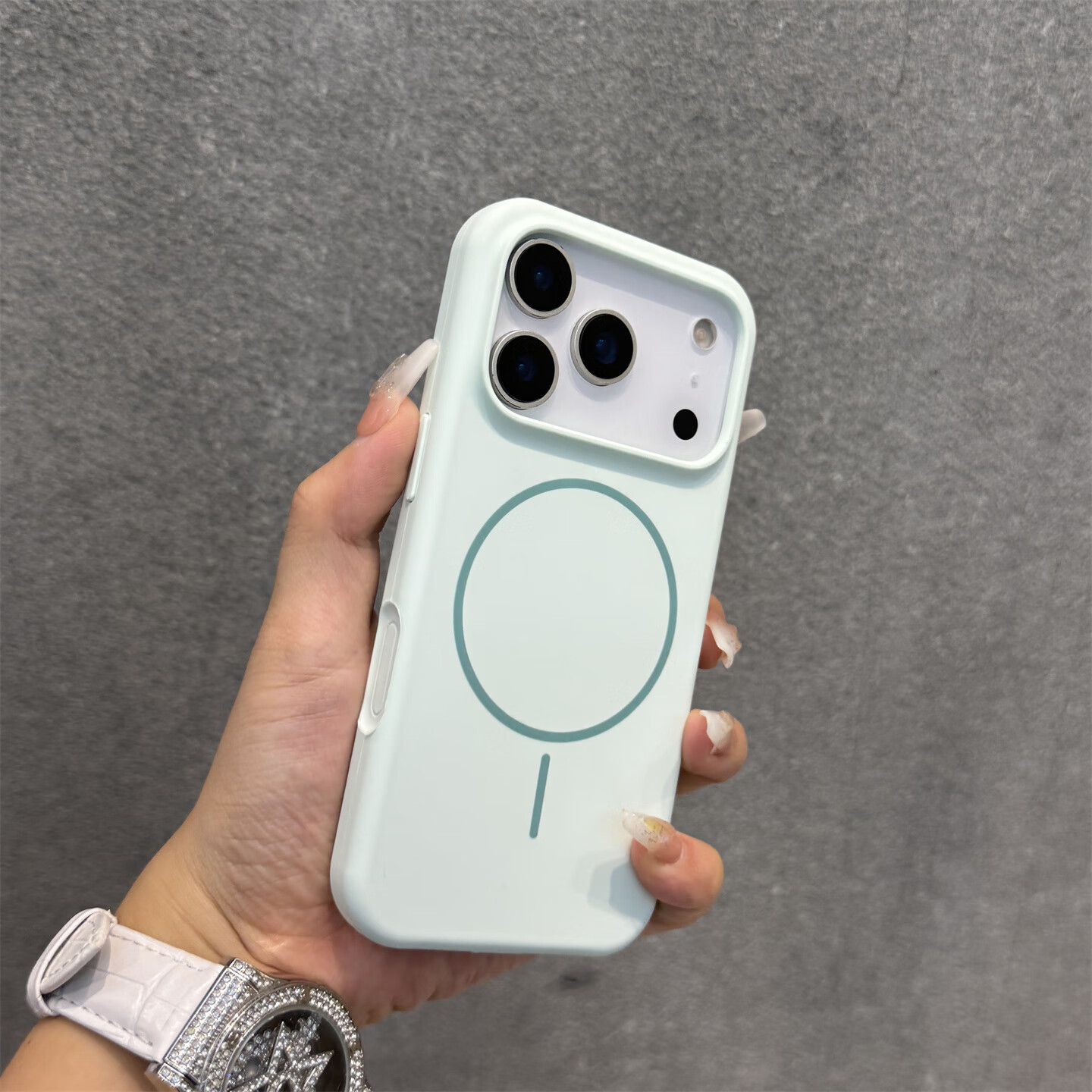 和肯液态硅胶适用iPhone17pro手机壳新款细圈磁吸苹果16promax软壳简约15纯色iPhoneAir防摔14保护套 大孔【曼波绿】液态硅胶-细圈磁吸 iPhone17