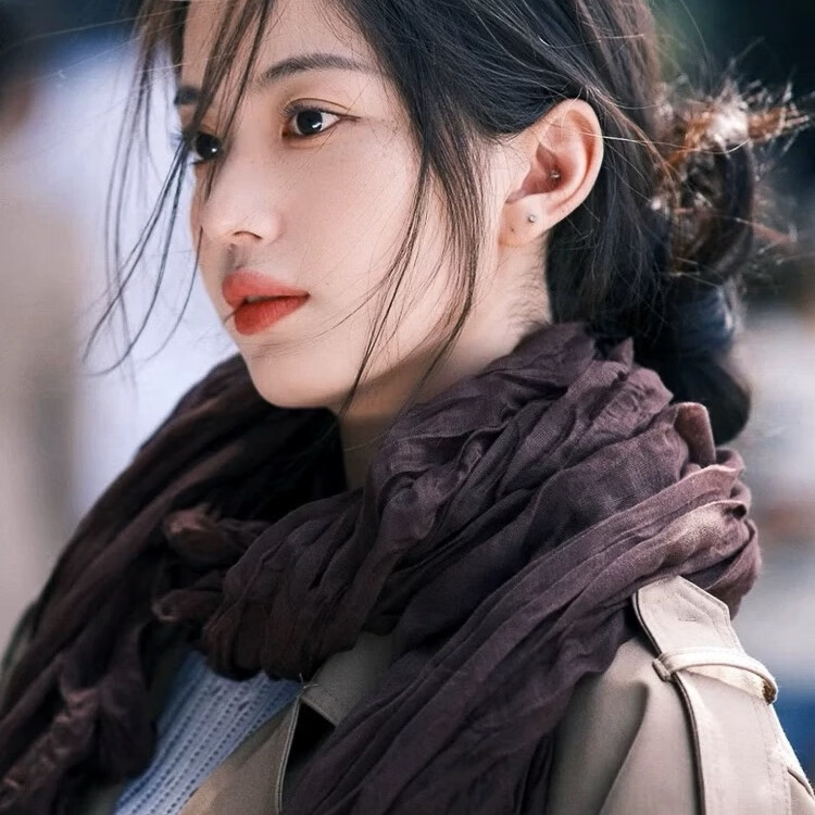 县城文学棕色复古棉麻围巾女秋薄款文艺亚麻褶皱风衣丝巾系脖长条 米黄色