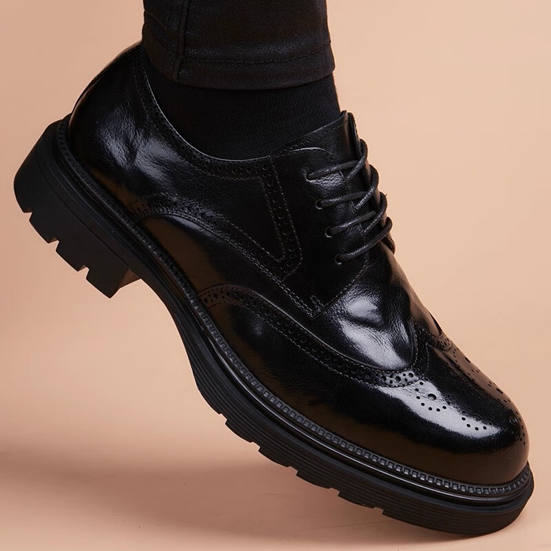 Walker Shop高端皮鞋男款经典布洛克雕花男士皮鞋头层牛皮耐磨厚底结婚男鞋 高档棕色【品牌男鞋 礼盒包装】 38