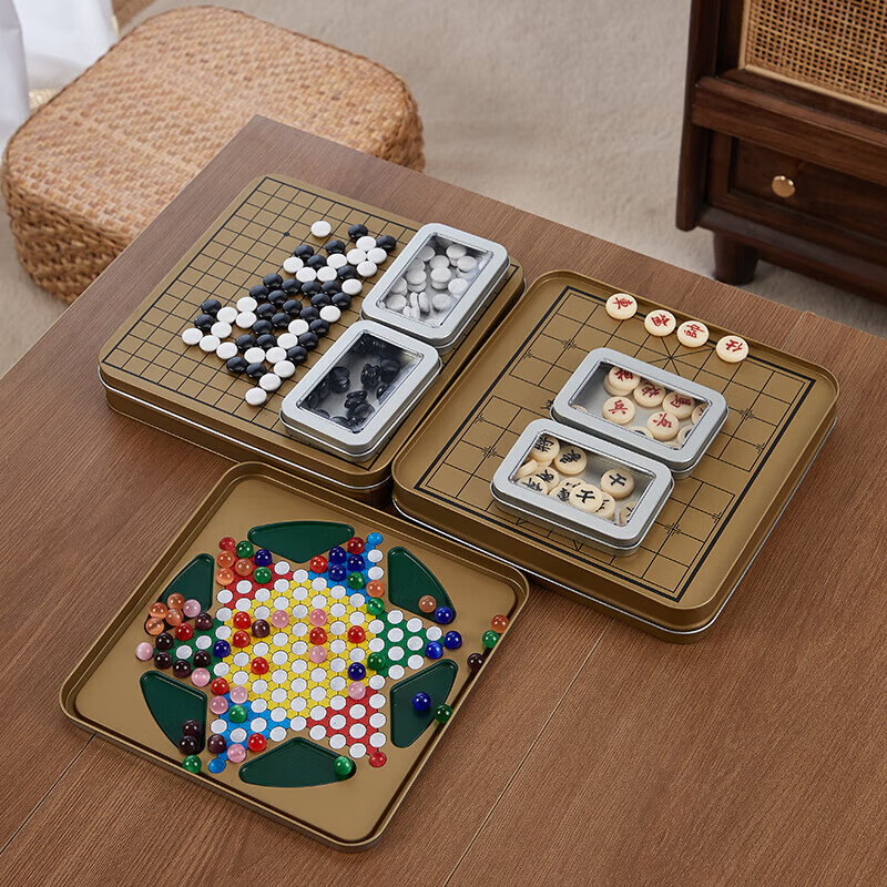 迷你磁吸象棋五子棋跳棋多功能棋折叠三合一小型棋盘便携旅行趣味 20*20*3.5三合一折叠棋