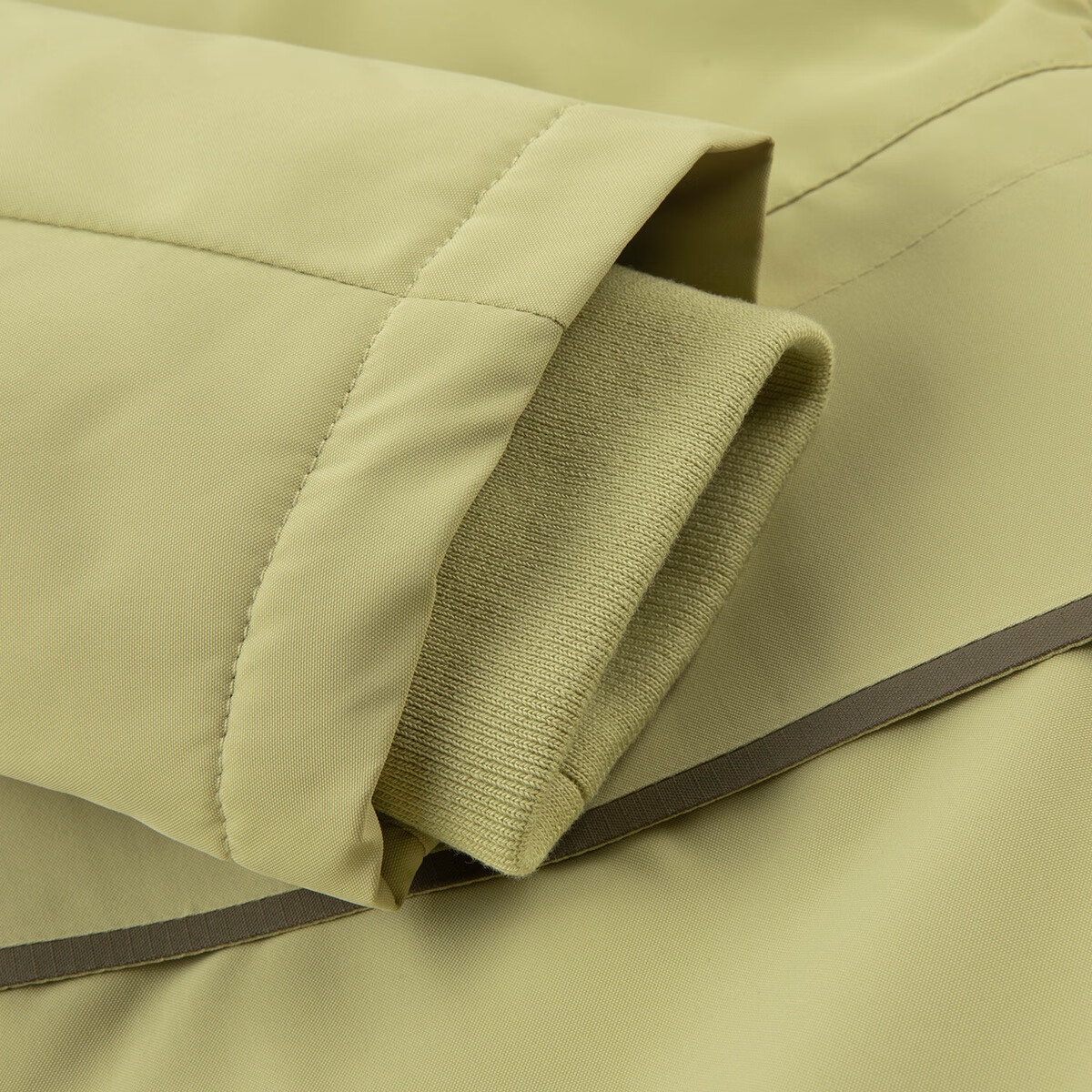 暇步士（Hush Puppies）童装儿童女大童2025冬季新款三防科技透气透湿舒适户外厚外套 青橄榄 120 cm