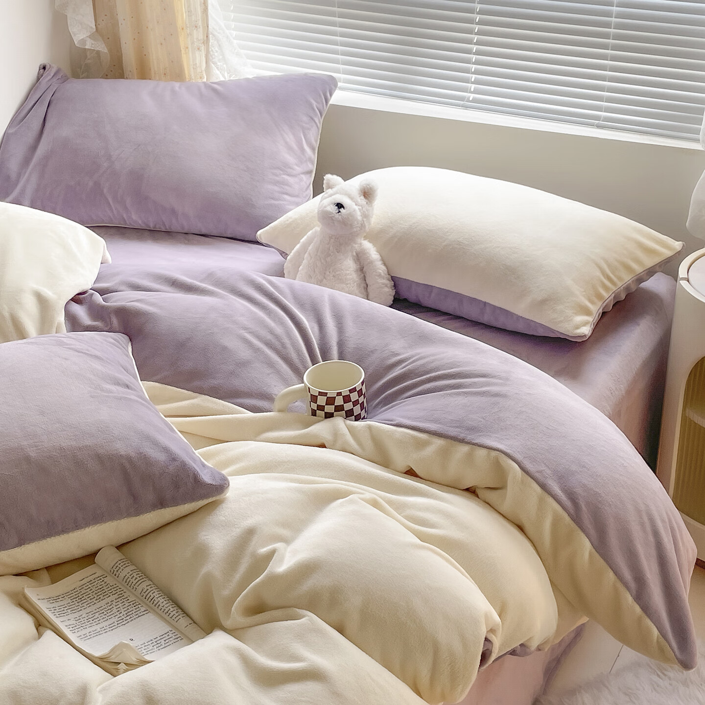 雅鹿纯色秋冬季牛奶绒保暖四件套珊瑚绒床上绒加厚法兰绒被套三件套 奶黄+浅紫【高克重牛奶绒 厚实保暖】 2.0m四件套 床单款 （被套220*240cm）