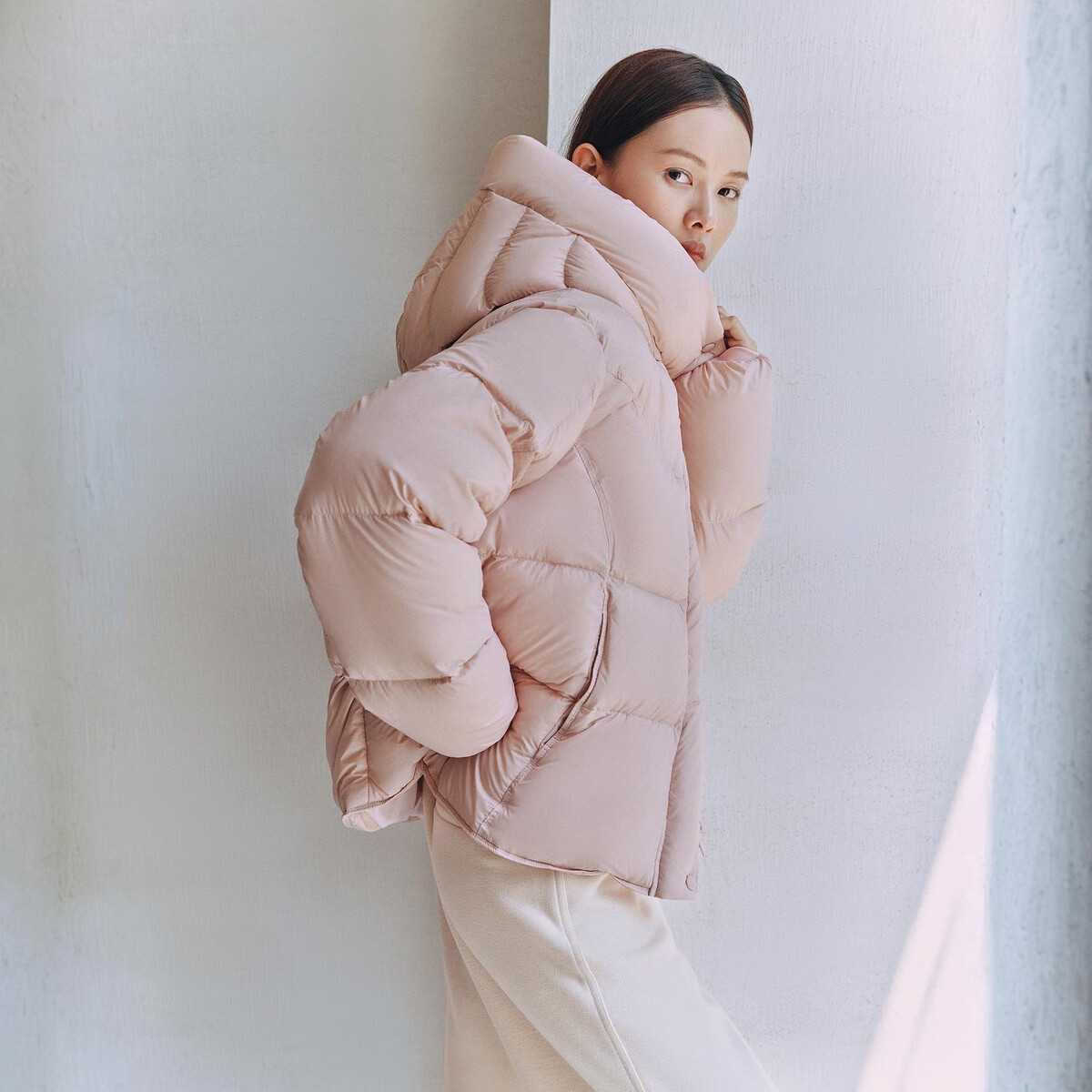 太平鸟【热气球】女装连帽泡芙花苞长羽绒服冬保暖外套 甜桃粉【短款】 S