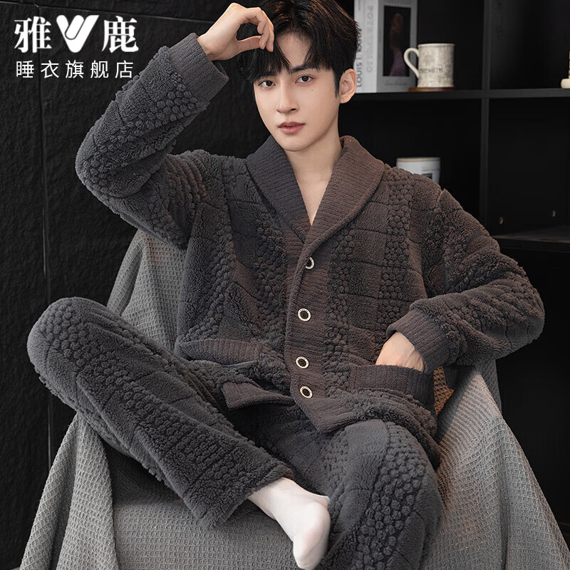 ���ڲ�������¹��ʿ˯���＾�����߼���ɺ����2025�¿���ʿ˯�¼��޼Ӻ�Ҿӷ� NSLIU-����췽���Ứ-��� 2XL ������150-170� 85.8Ԫ