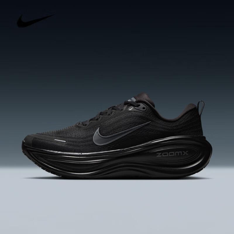 �Ϳˣ�NIKE�����ϲ��˶���2025������NIKE VOMERO PLUS�ܲ�Ь HV8150-003 45 824.5Ԫ