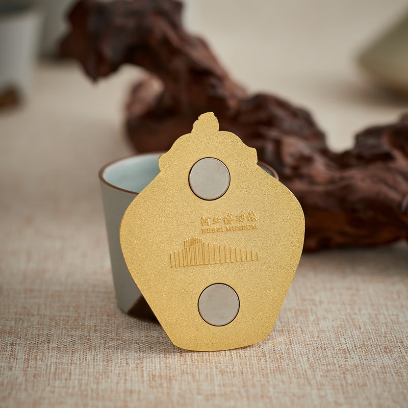 接运猫河北博物院元青花釉里红盖罐贴（金属浮雕版）博物馆文创饰品 金色
