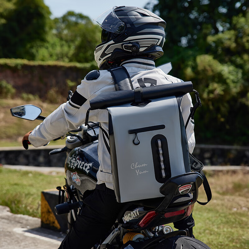 CHUMYUM摩托车防水骑行包户外运动双肩包大容量登山背包 灰色