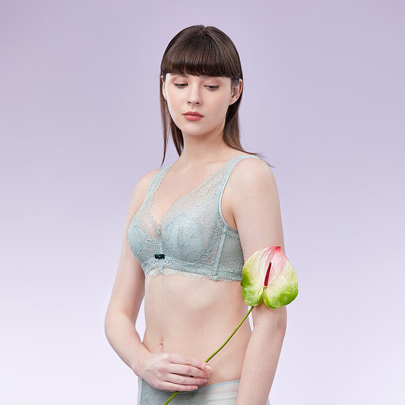 千奈美断码清仓蕾丝内衣女薄款美背背心式文胸防下垂收副乳胸罩 黑色 85B