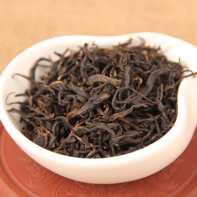 新品滇红功夫茶ye生红茶黑美人中国红云南凤庆红茶清水红茶叶 斤