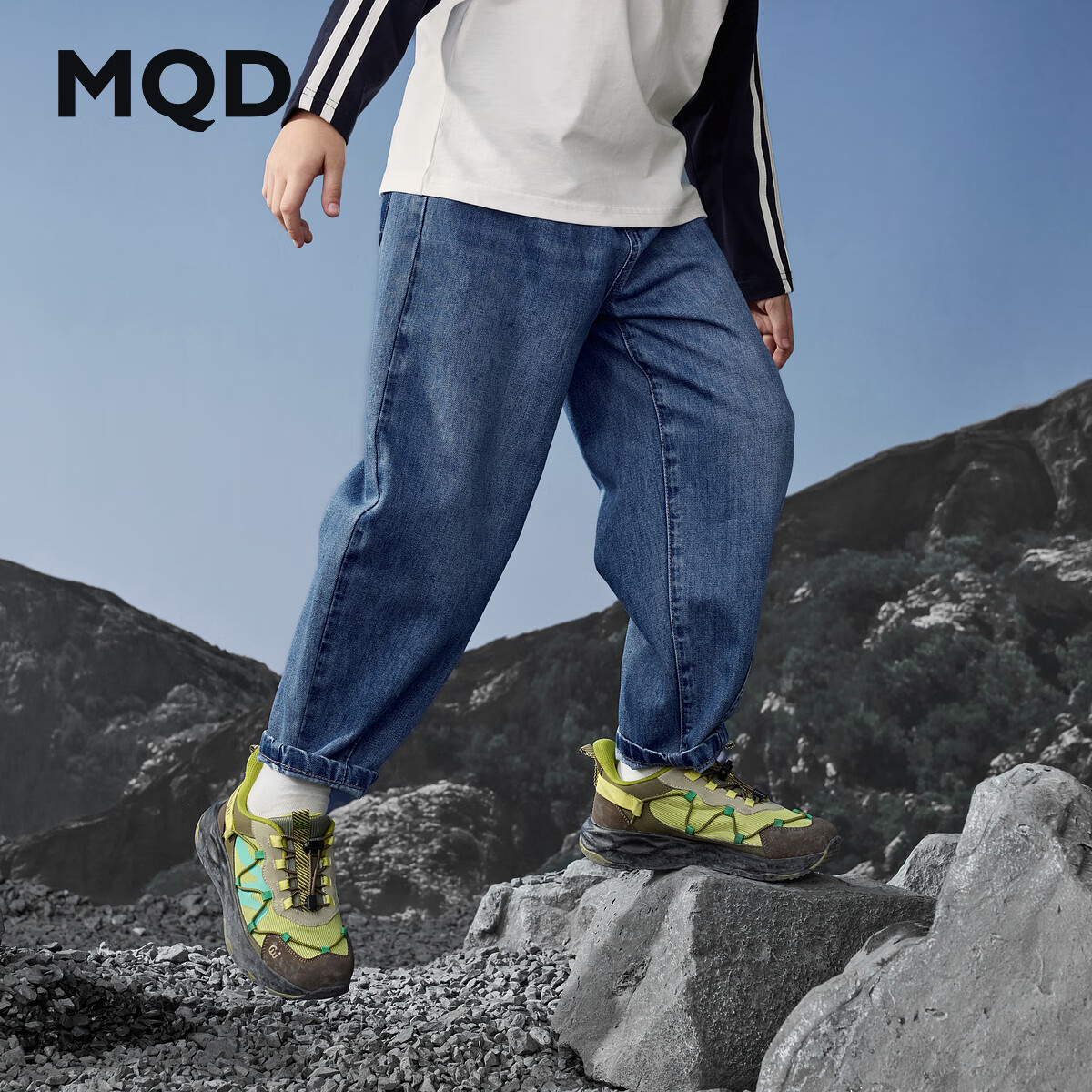 马骑顿(MQD)男童25秋季新款街潮立体剪裁休闲学院牛仔裤长裤 中牛仔蓝 140