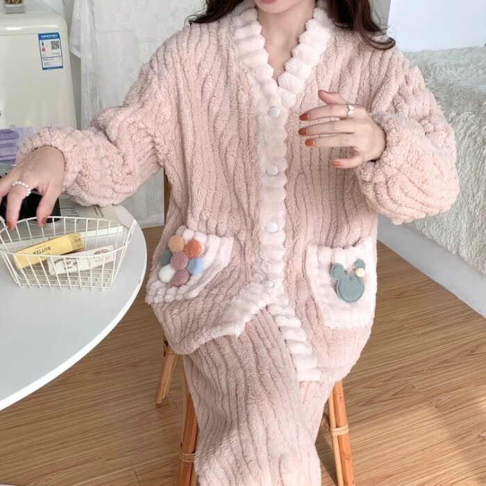 俞兆林珊瑚绒睡衣女秋冬新款可外穿甜美风开衫家居服加绒加厚保暖两件套 清新绿 【保暖两件套】 均码 【适合80-140斤】